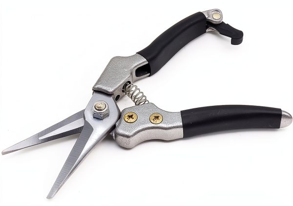 Capralite Hoof Trimmer High Carbon Steel Serrated Blade-1